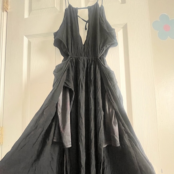 Black TOBI Dress | Size M - Picture 2 of 3